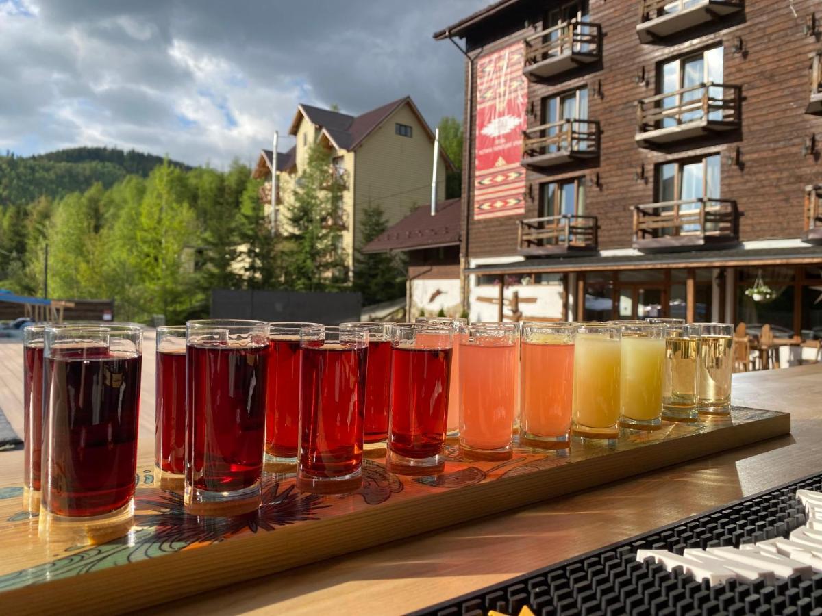 Spa Hotel Gora Bukovel Luaran gambar
