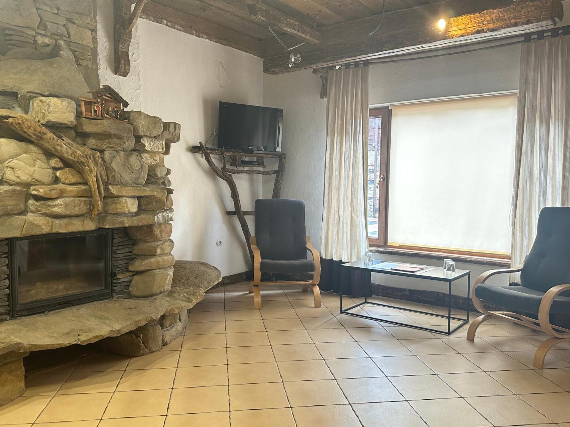 Spa Hotel Gora Bukovel Luaran gambar