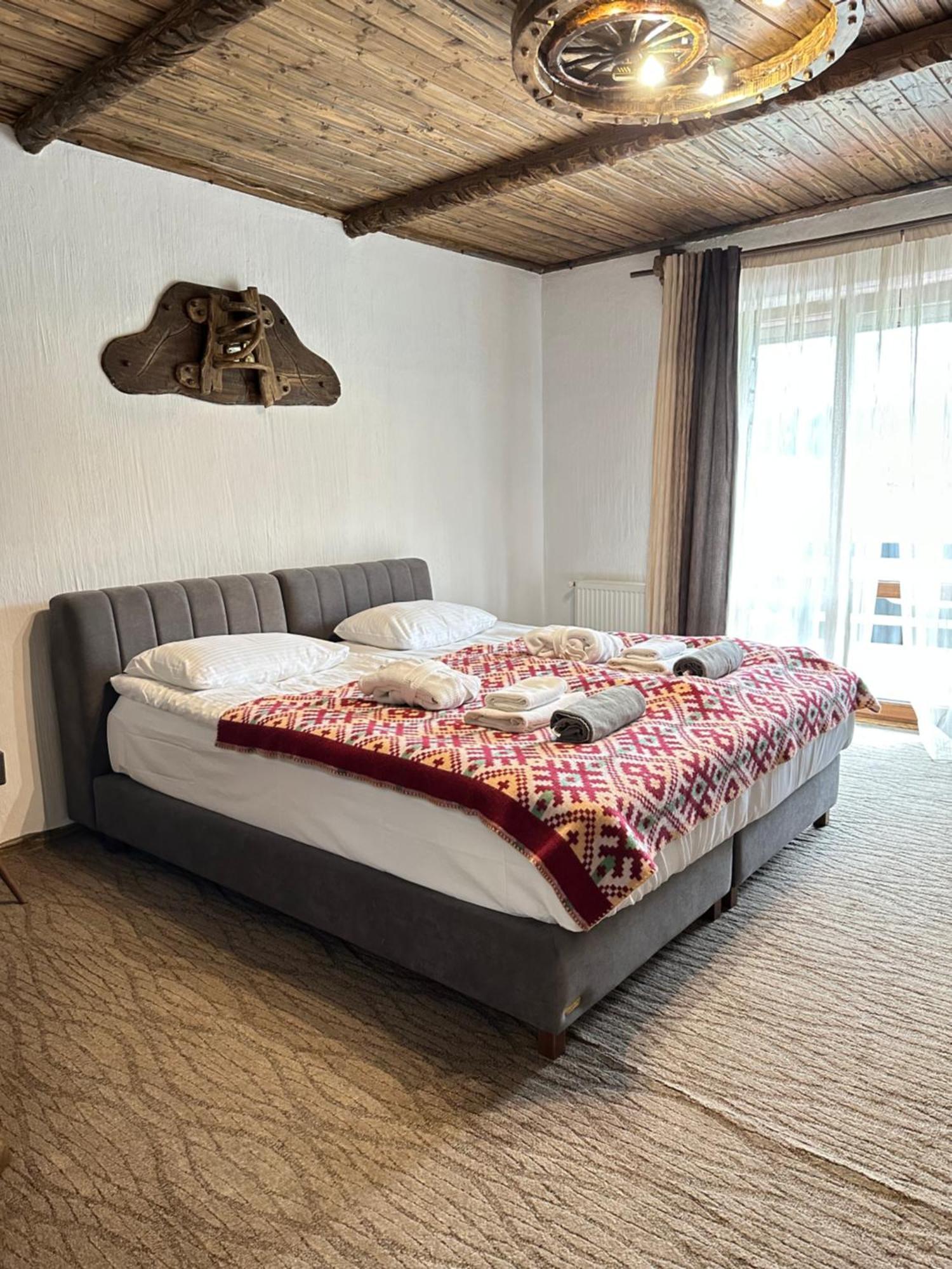 Spa Hotel Gora Bukovel Luaran gambar