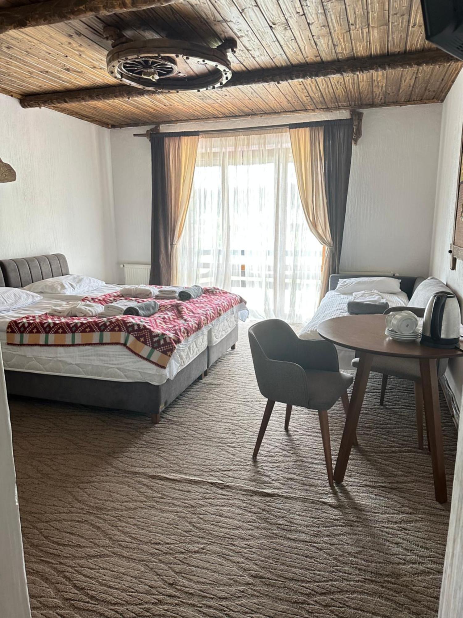 Spa Hotel Gora Bukovel Luaran gambar