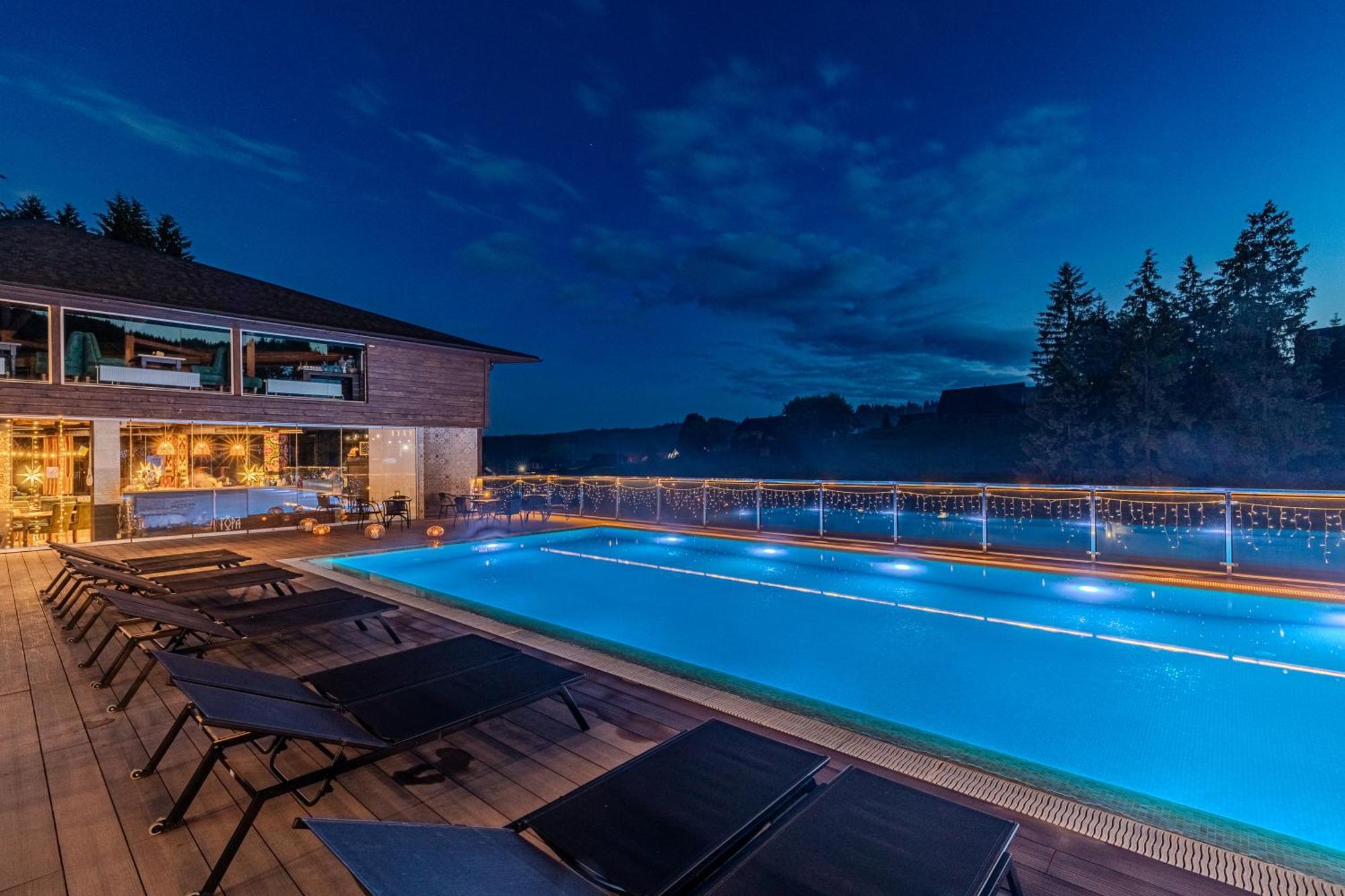 Spa Hotel Gora Bukovel Luaran gambar