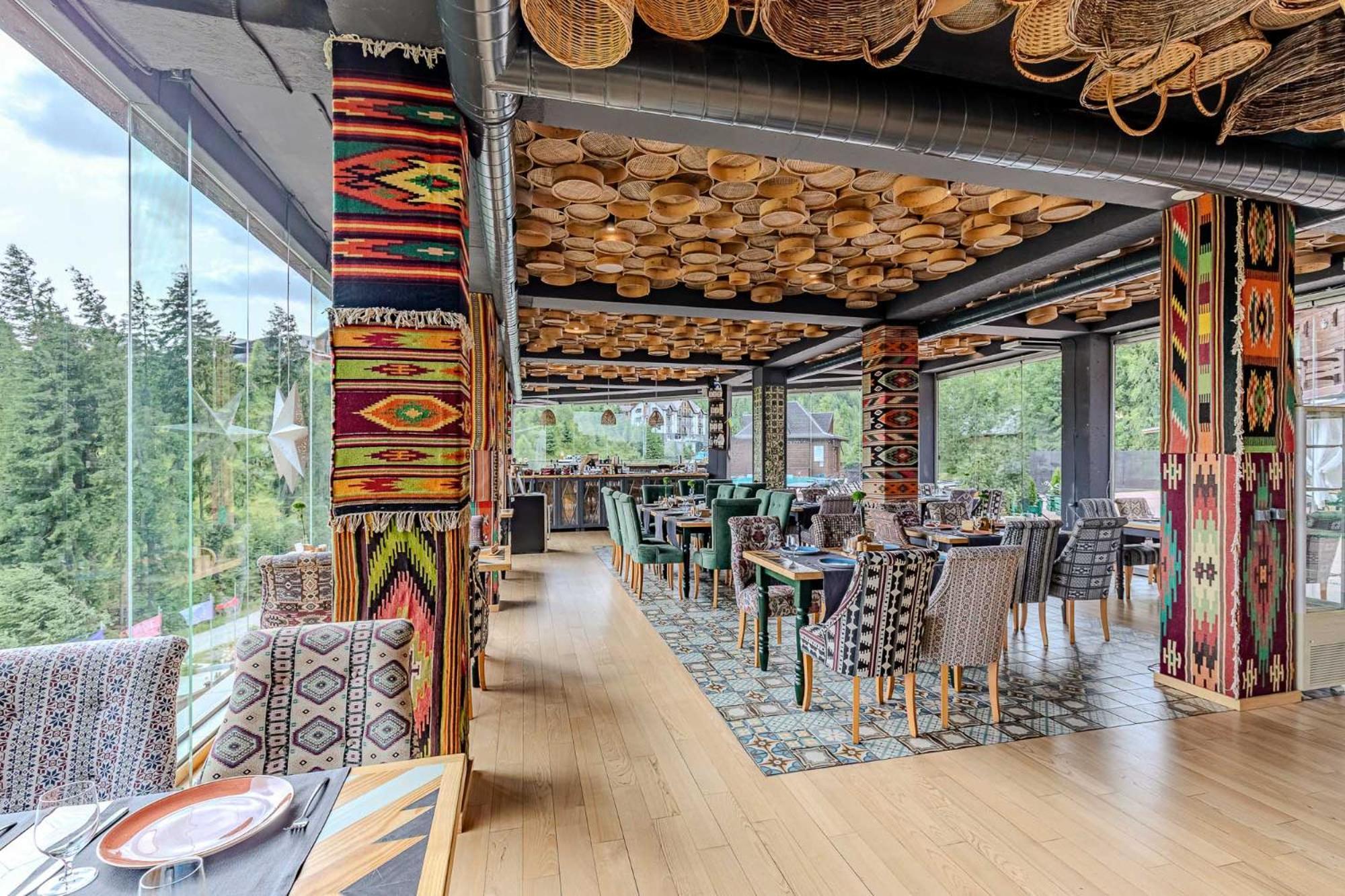 Spa Hotel Gora Bukovel Luaran gambar